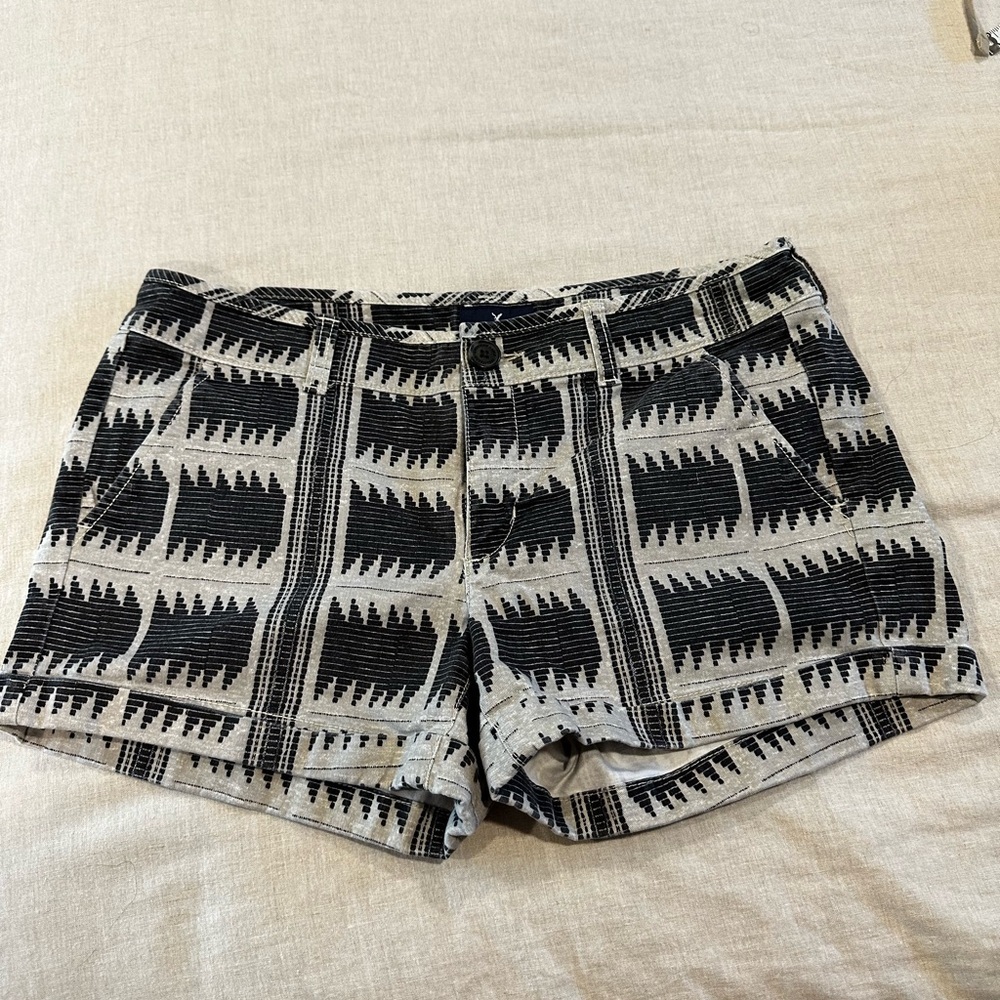 American Eagle Outfitters Navy and  Cream Southwest Chic patterned Shorts